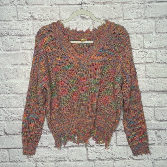 Scrap Work Boutique Marled V-Neckline Fringe Hem Sweater - Picture 3 of 9